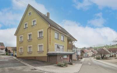 Wohn-/ und Geschäftshaus in markanter Lage von Geisingen-Leipferdingen
